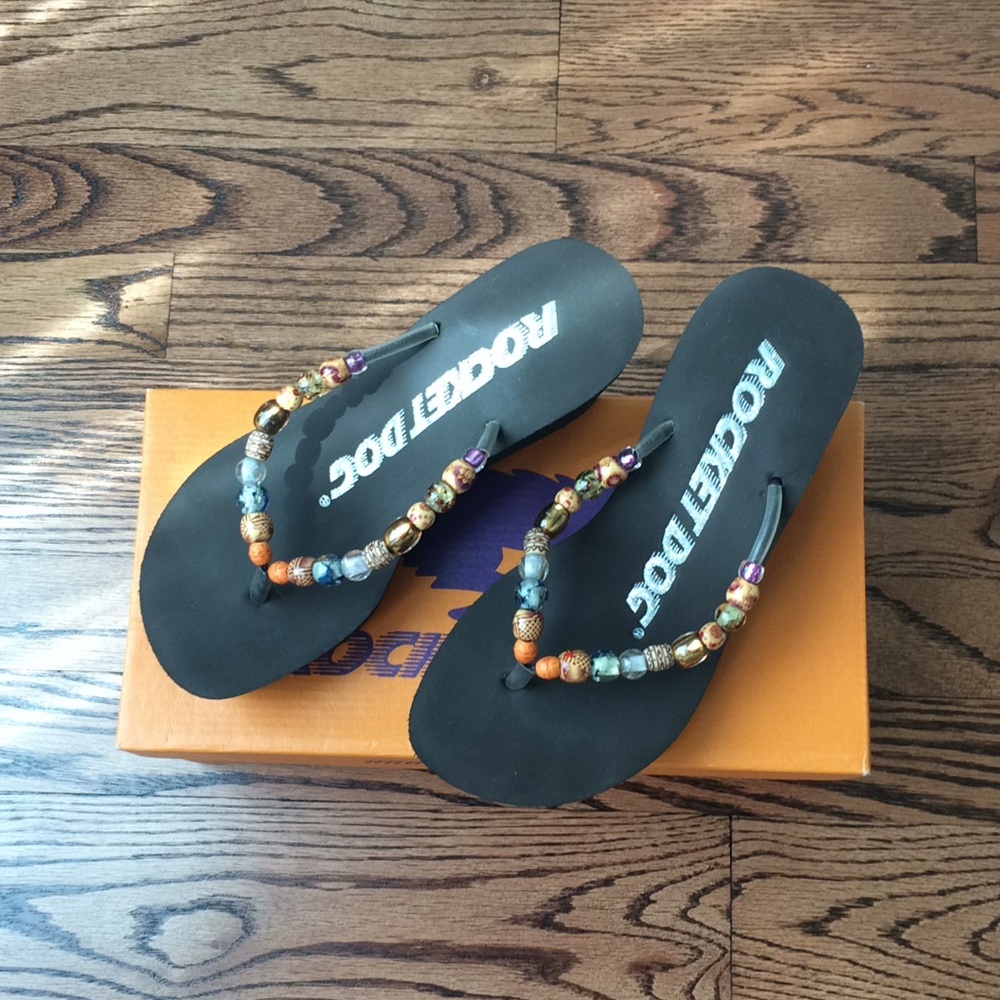 Rocket Dog ‘Frou Frou’ Beaded Flip Flops Size 6